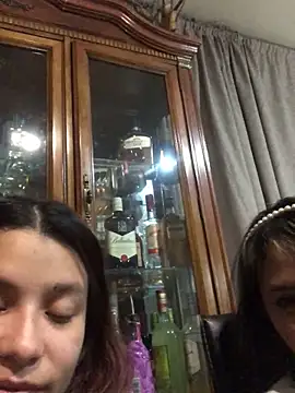 3littles Pertunjukan Webcam