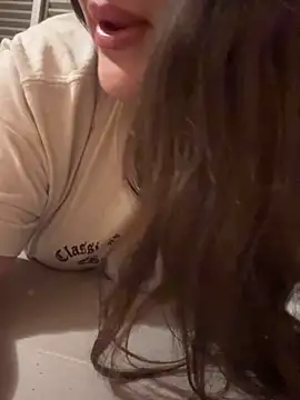 Elinatiranda 웹캠 쇼