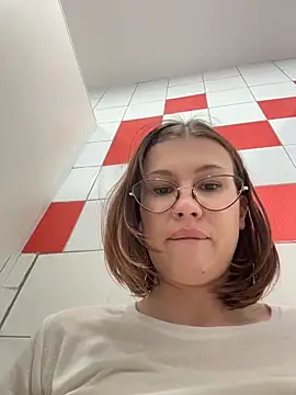 RinaCat's Live XXX Chat