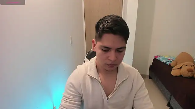 Asta_YunoXXX's Webcam Show