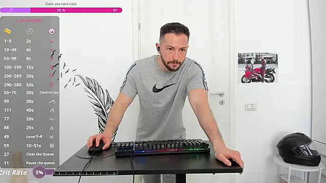 ZackFraser élő XXX-chatje