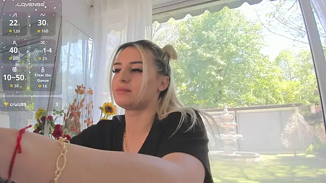 Chat XXX en directo de Ella_Vee
