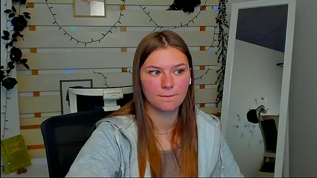 Josephine_Kiss Adlı Modelin Canlı XXX Sohbeti