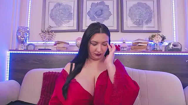 BustyEva_ Adlı Modelin Canlı XXX Sohbeti