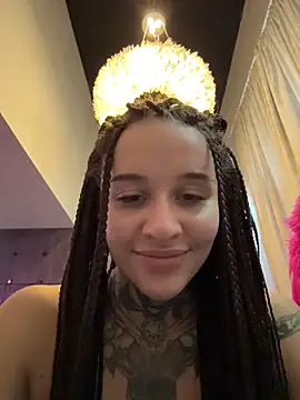 دردشة KishaMur الجنسية المباشرة