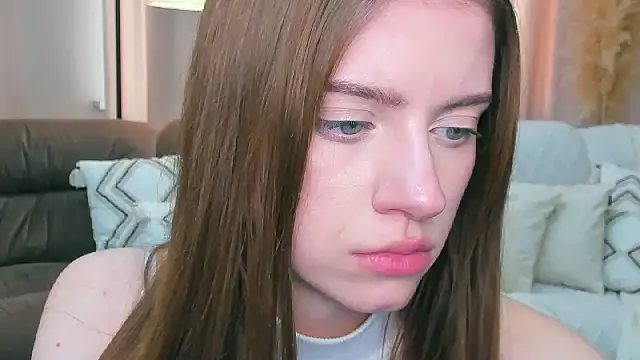 Erica_Kiss 现场XXX聊天