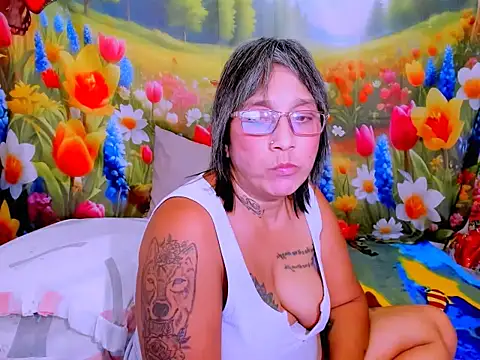 indianroxyのライブXXXチャット