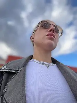 pinkstar_のウェブカメラショー