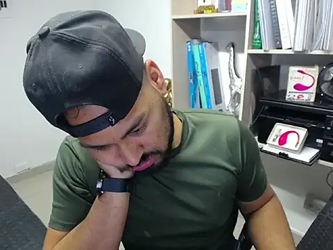 Liam_hairy Webcam-Show