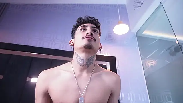 Dark_Eros_ Adlı Modelin Web Kamerası Şovu