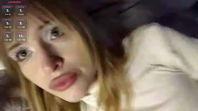 CassandraBardon Chat XXX live