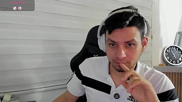 Rick_Adams: διαδικτυακό σόου στην κάμερα