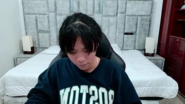 Czat XXX na żywo – laureentt_