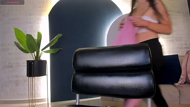 دردشة TaraLawrence الجنسية المباشرة