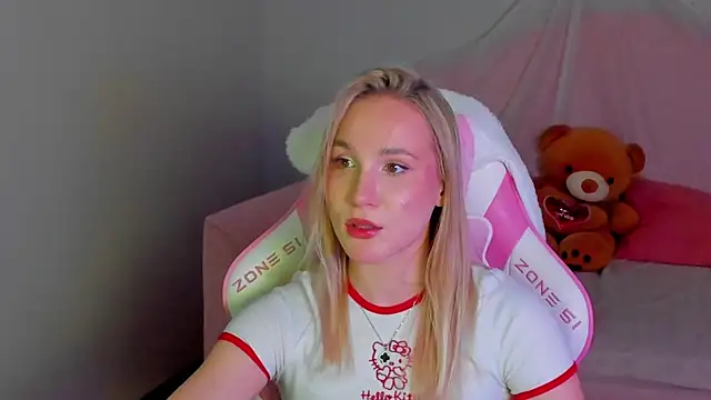 ElaraVoltage 现场XXX聊天