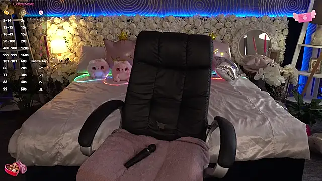 FoxyShy Live XXX-Chat