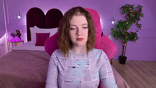 AlmaSound Adlı Modelin Canlı XXX Sohbeti