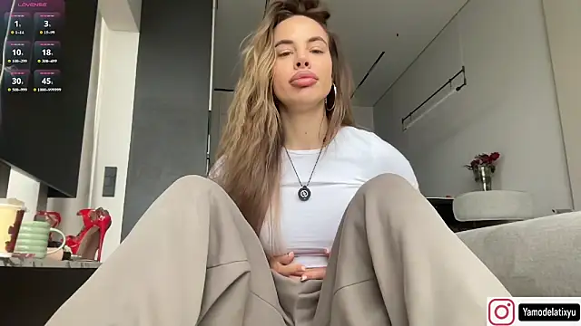 Sembang XXX Secara Langsung diffgirls2