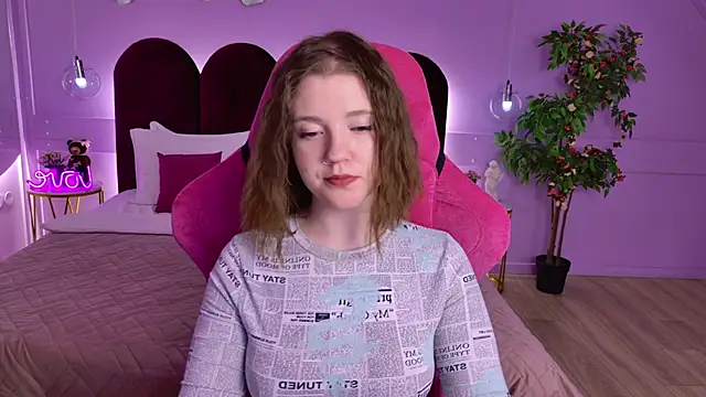 AlmaSound Adlı Modelin Canlı XXX Sohbeti