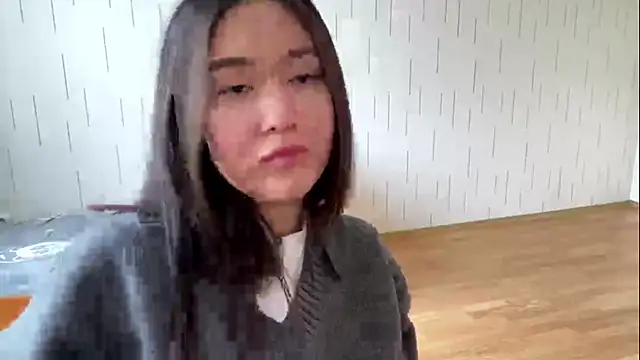 YourMiIa – Live XXX-chat