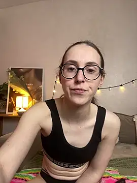 Chat +18 de MartiniiSelenna ao vivo