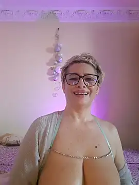 LunaBlaise: онлайн-секс-чат