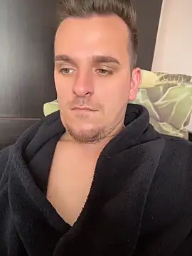 Webkamerová show Huge_cock22cm