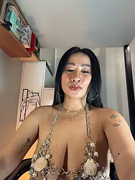AsianMilfSheryl's Live XXX Chat