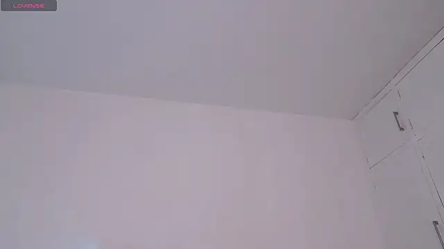 Show modela Arilas_ na web-kameri