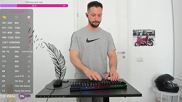 ZackFraser Adlı Modelin Canlı XXX Sohbeti