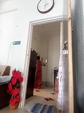 Chat +18 de Hot-Tinaa ao vivo