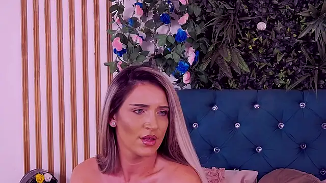 CherryMuse_ Chat XXX in diretta