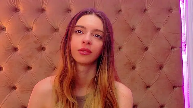 CoraVex লাইভ XXX চ্যাট