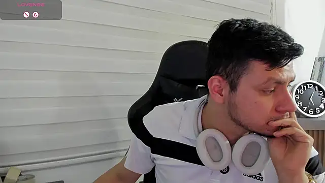 عرض كام Rick_Adams