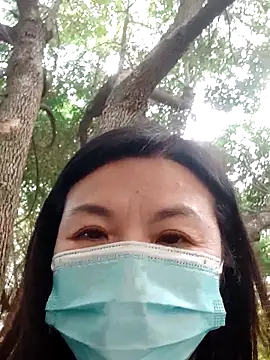 WHUANUOZANYTOのウェブカメラショー