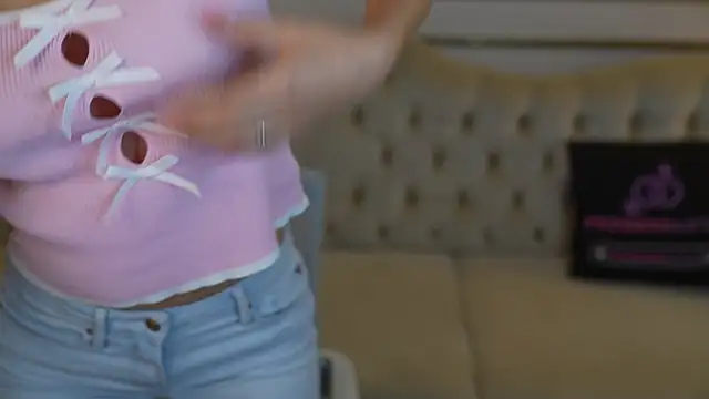 Luna_secretgirl live XXX chat