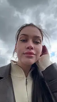 KikiWatsonのライブXXXチャット