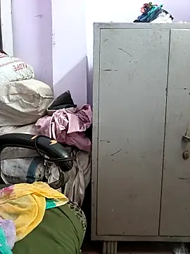 دردشة KumarSilencesex21 الجنسية المباشرة