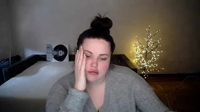 Emily_Mon Live XXX chat