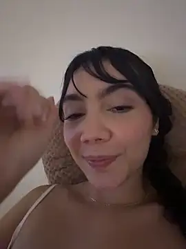 SOY_LUPE লাইভ XXX চ্যাট