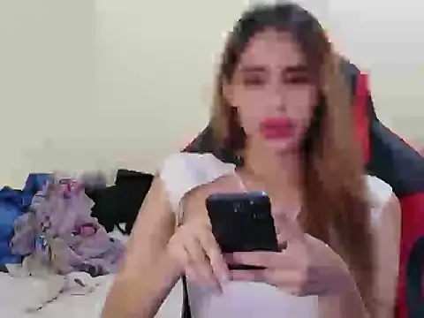 celest_yummy Show Webcam