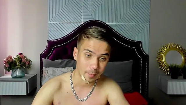 SunSweet11 Webcam Show