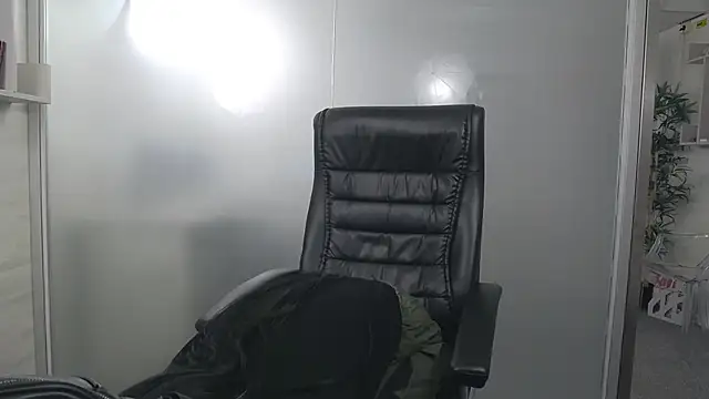 YaraXCox – Naživo XXX chat