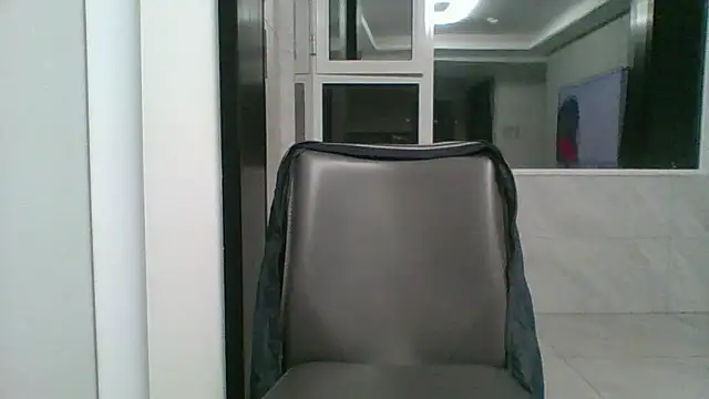 nole_china7 Live XXX Chat