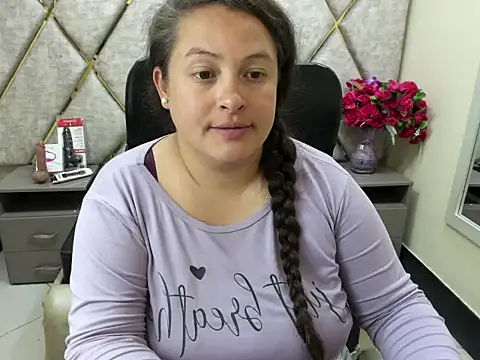 Chat +18 de Sarah_Boobs_ ao vivo