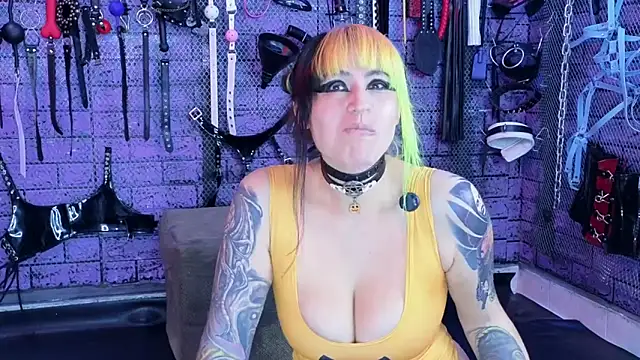 PANDORANEZZ Adlı Modelin Canlı XXX Sohbeti