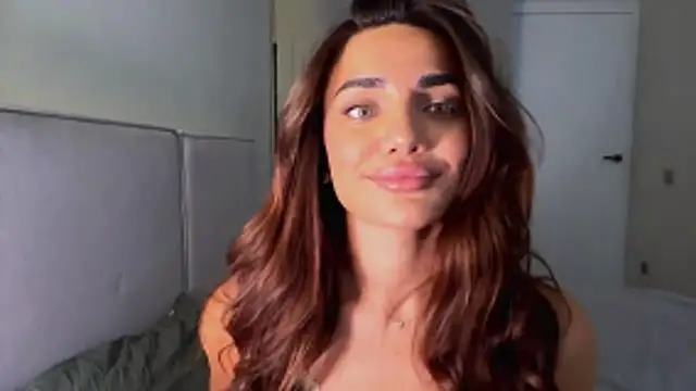 Chatroom XXX en direct de MelindaReny