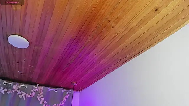 IrisbeelのライブXXXチャット