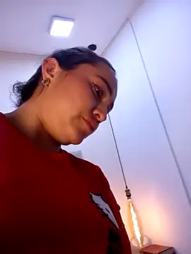 SabrinaVantress' Live XXX Chat