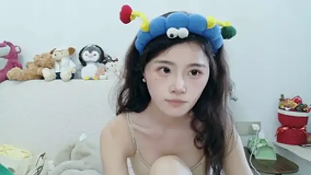 cc-8 在線直播表演